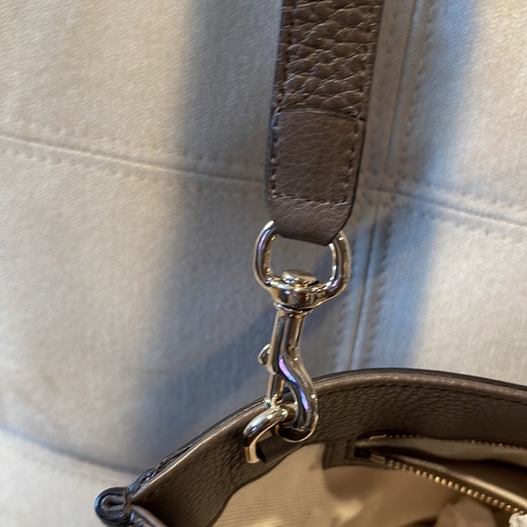 Gucci Large Bamboo Shopper Leather Tote Bag - Picture 17 of 17